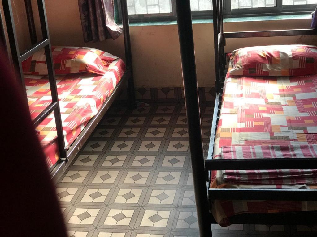 Care Dormitory Мумбай Екстериор снимка